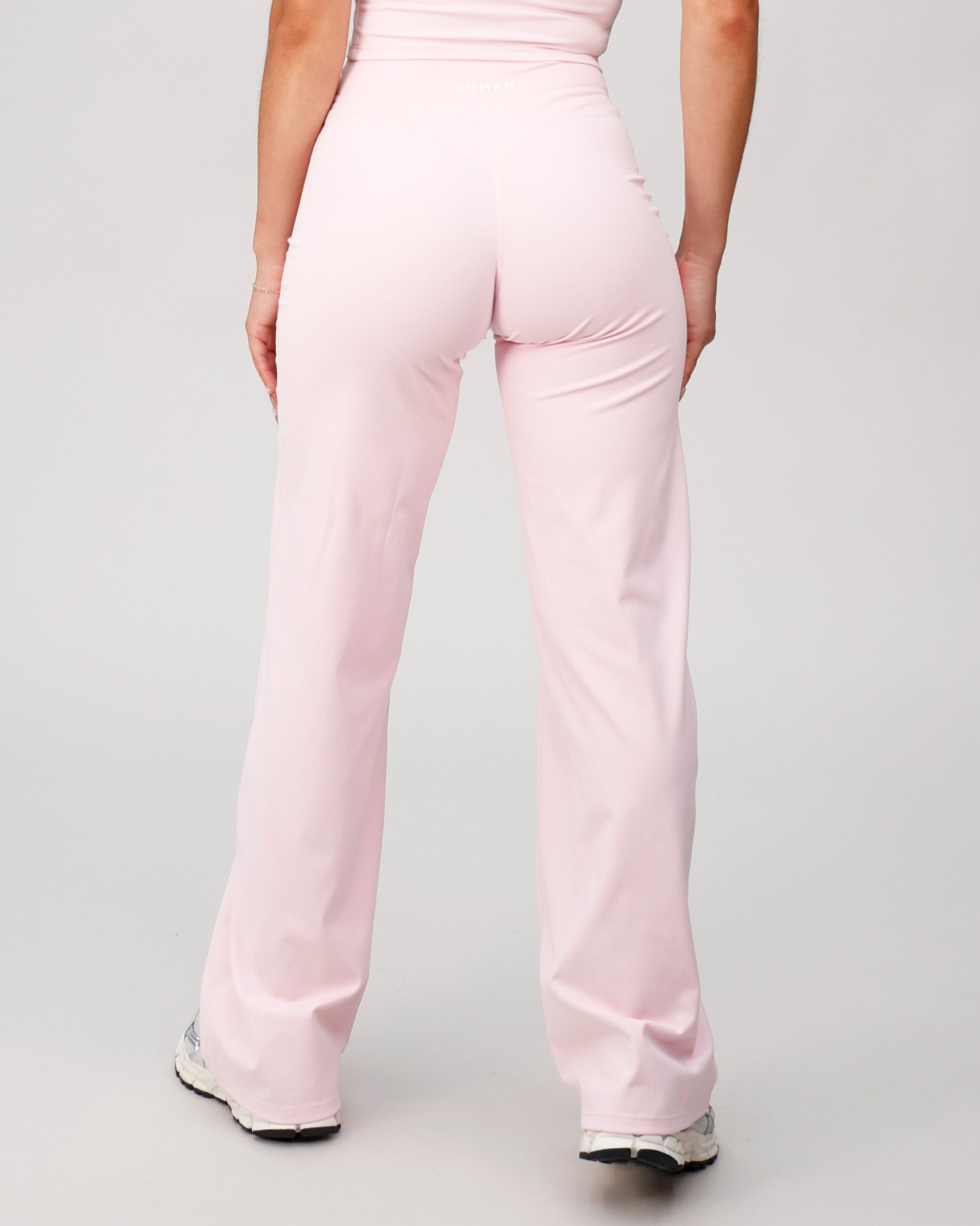 Form Wide Leg Pants - Short Soft Pink